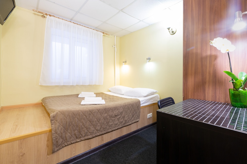 Mini Hotel Kashirskiy - Hostel