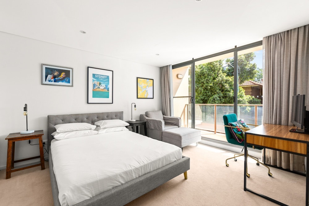 Stylish 1-bed in the Heart of Sydney's Inner West