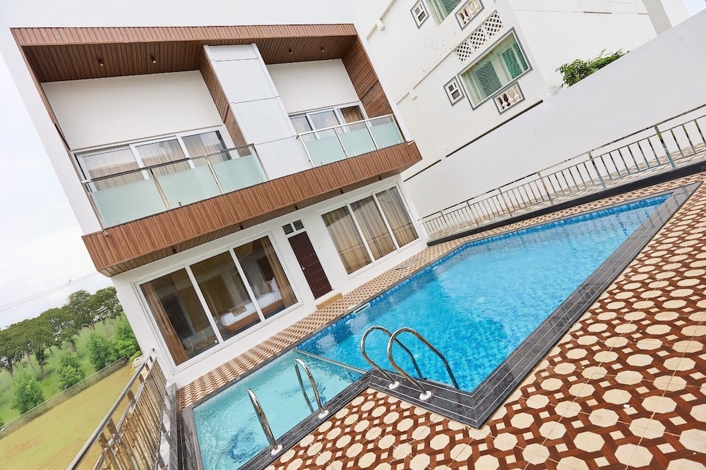 ASJ HOLIDAY VILLA