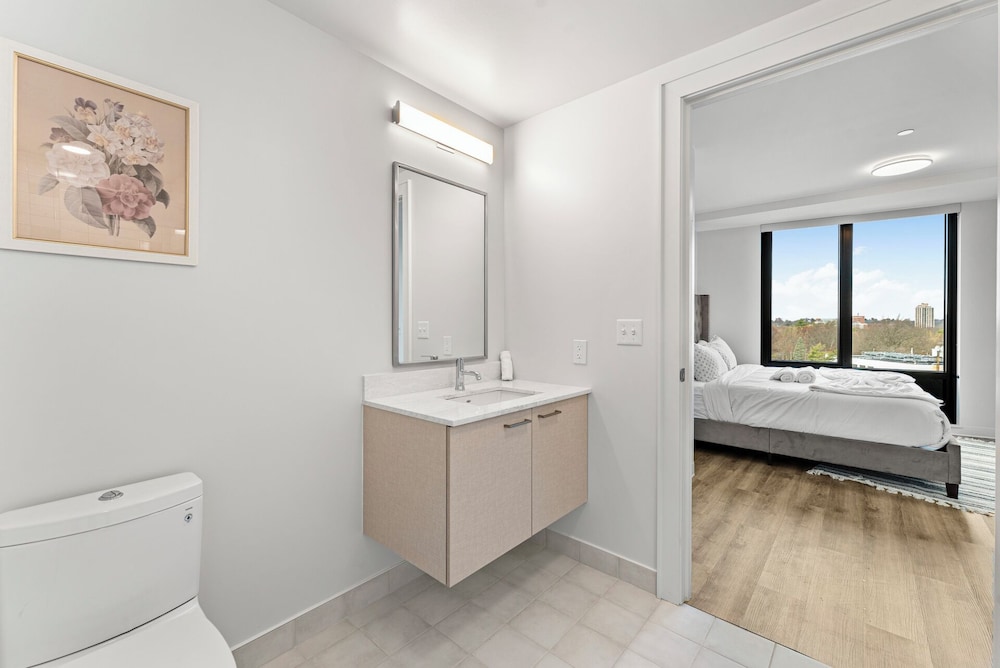 Furnished Apts near Harvard Stadium