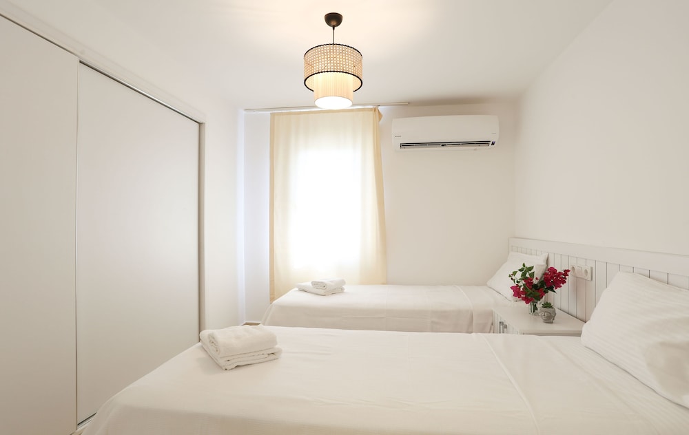 Stella Sea View & Access to Sea
