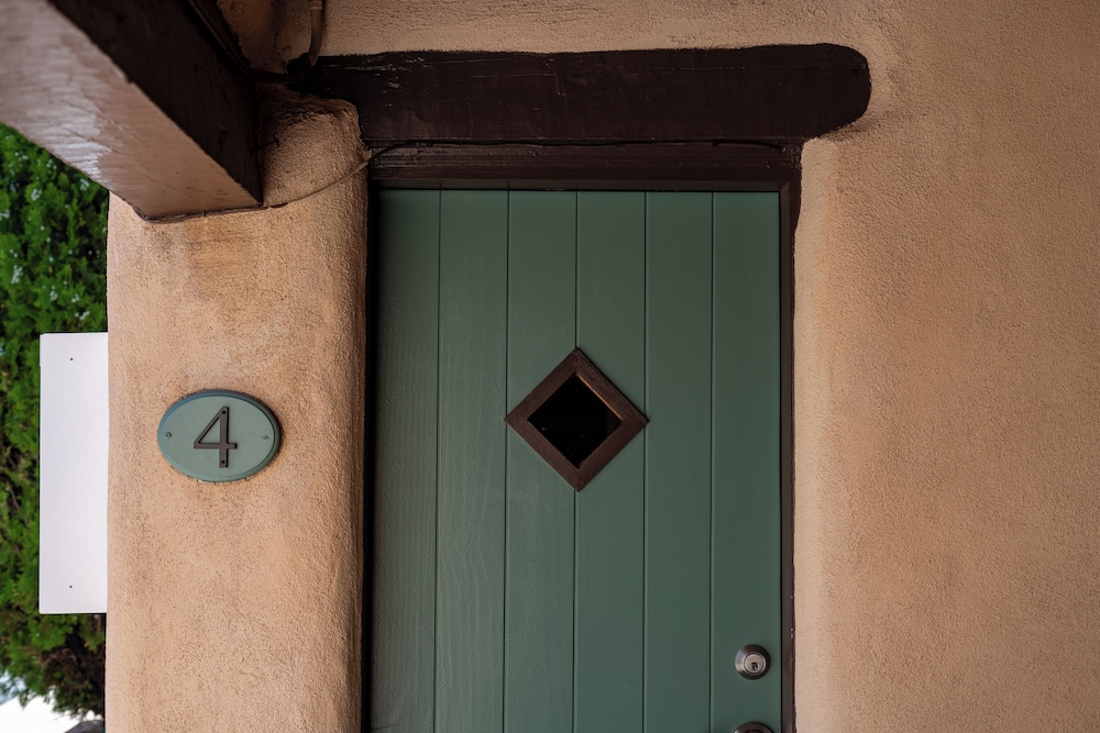 Santa Fe Vacations - King's Rest Court Inn - Property Image 37