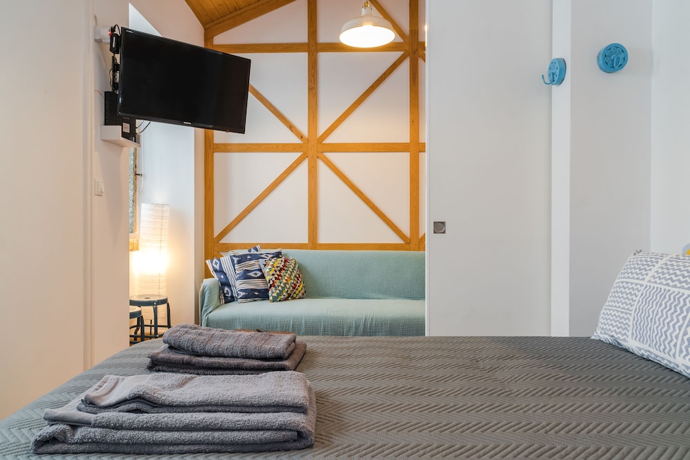 Cantaria - Alcantara Apartment view 4