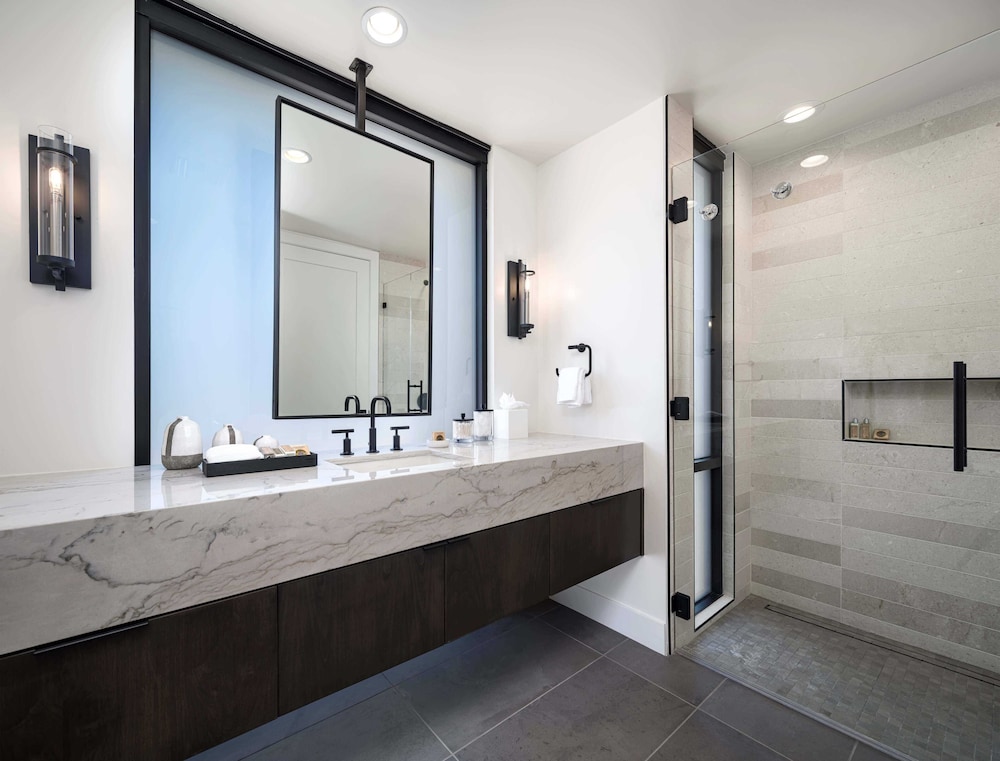 Mountain House Lodge at Sereno Canyon
