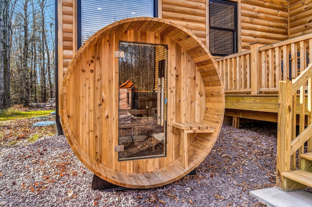 Grand Timber by Avantstay Indoor Pool Sauna Sports Court Game Room More