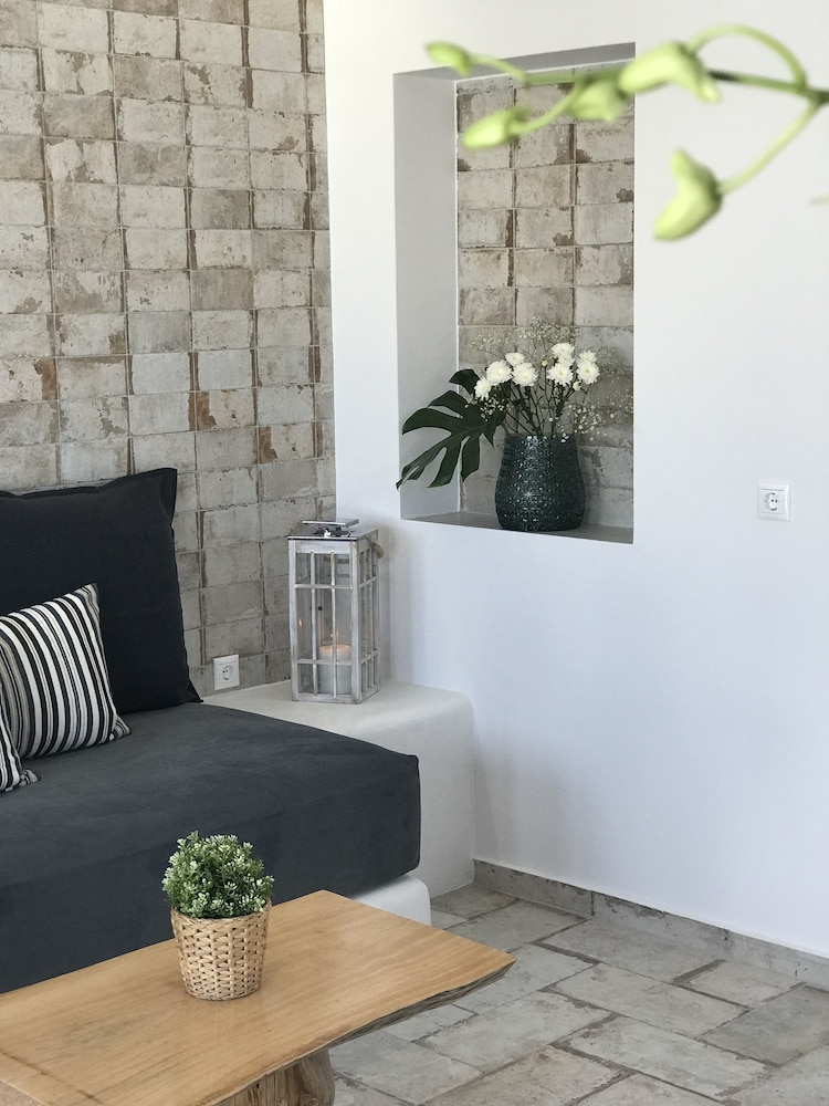 Elia Residences Santorini