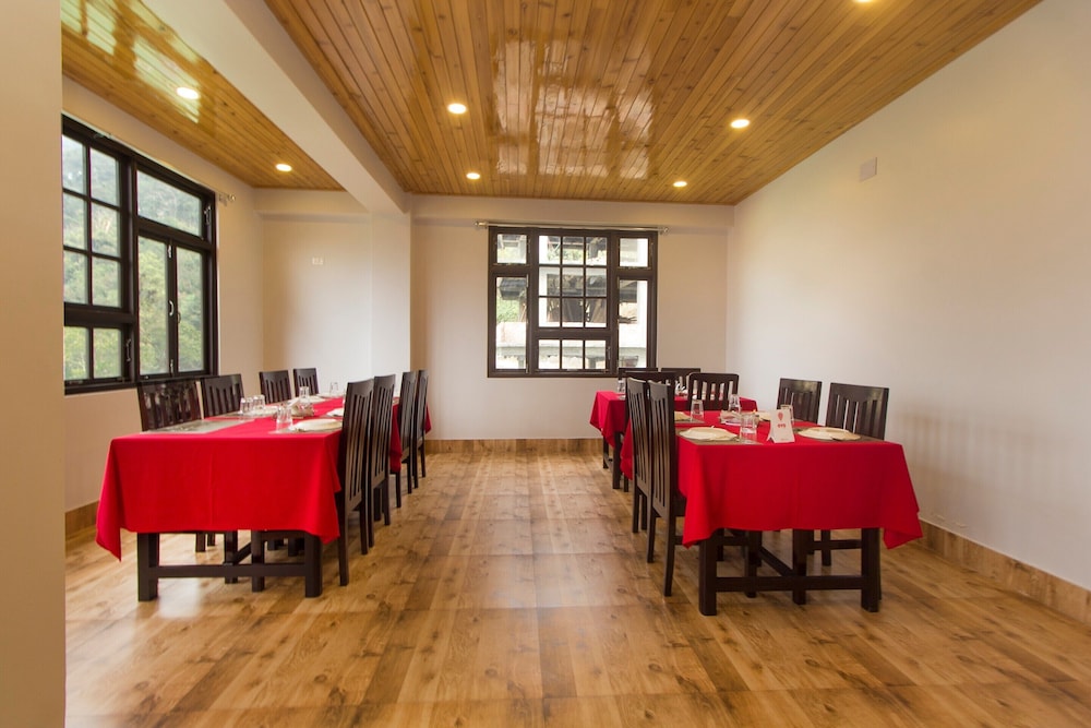 OYO 11630 Temi Residency