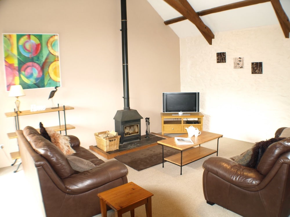 Looe Vacations - Polean Farm Cottages - Property Image 3