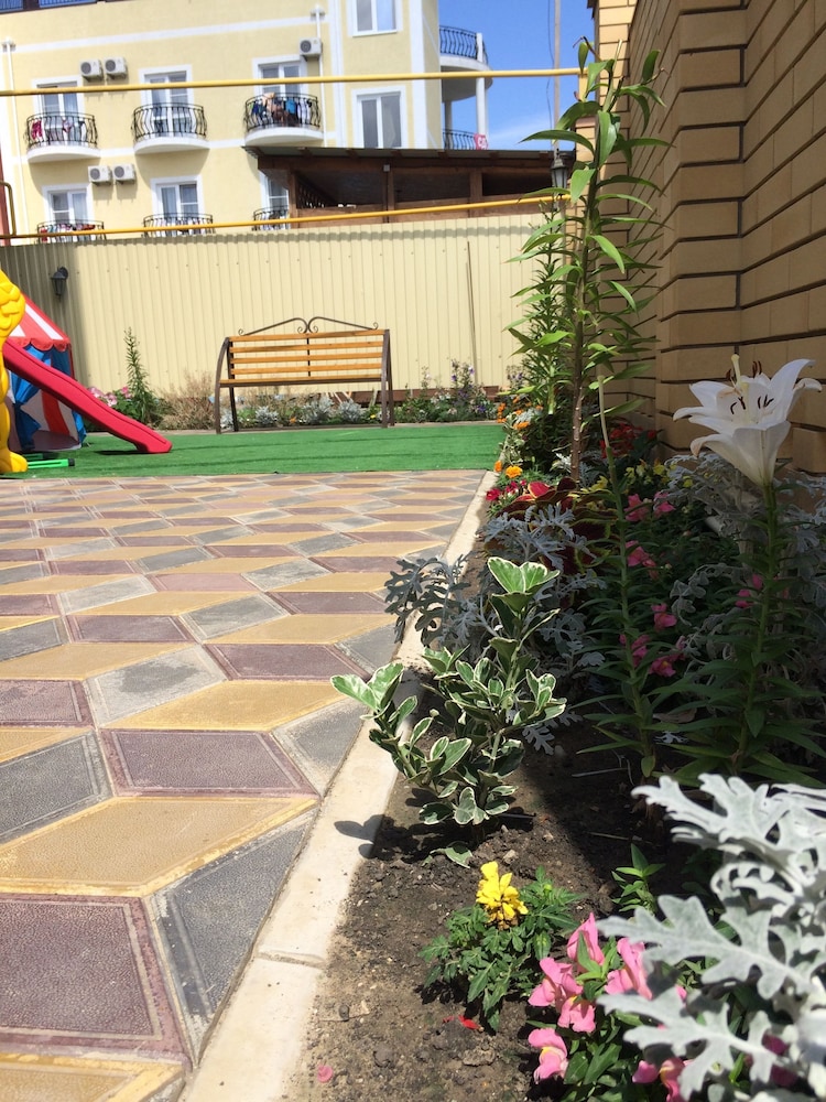 Guest House Radost