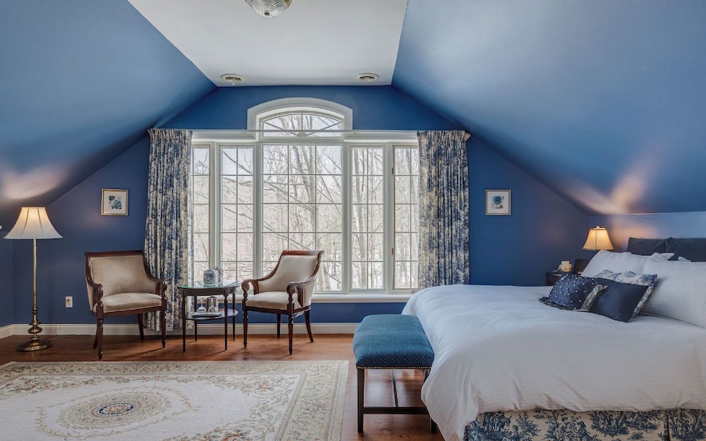 3/4 Time - 4 Br Home