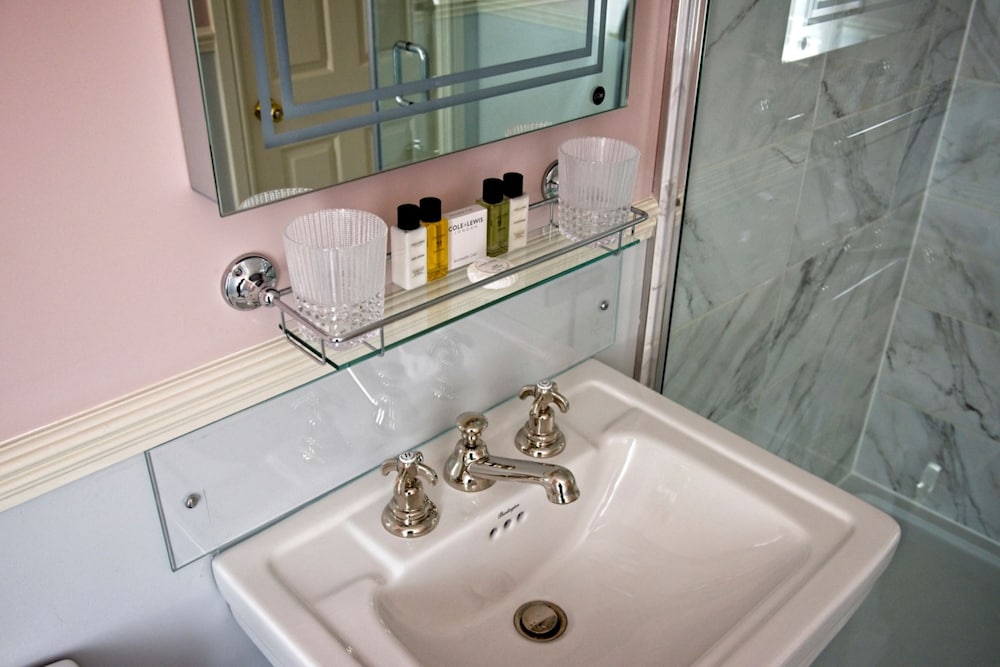 Bridgwater Vacations - The Old Vicarage - Property Image 12