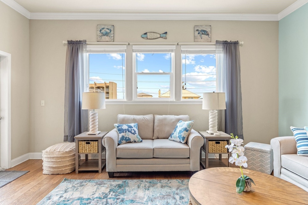 Alerio by Southern Vacation Rentals