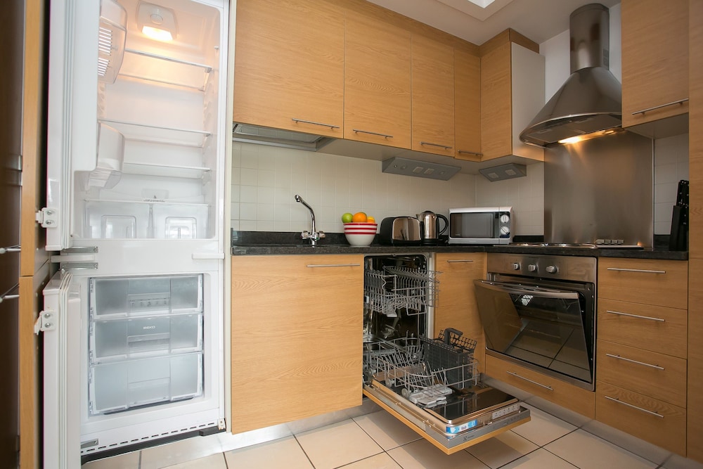 Grand Canal Square Apartments