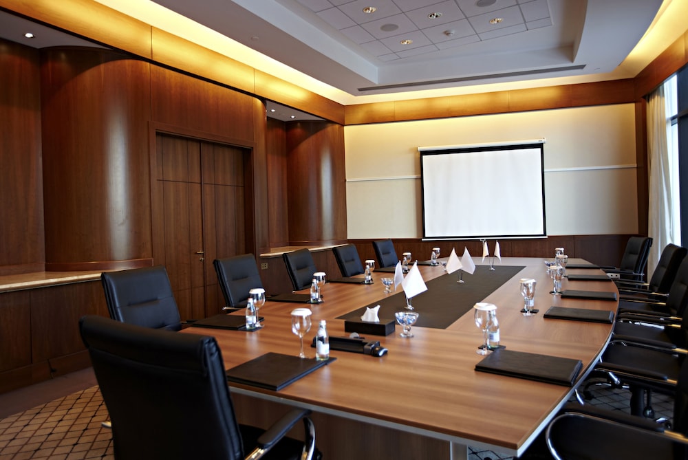 meeting & event spaces