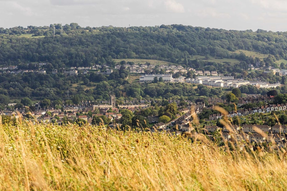 Luxury Glamping - Charlcombe Valley Orchards Bath