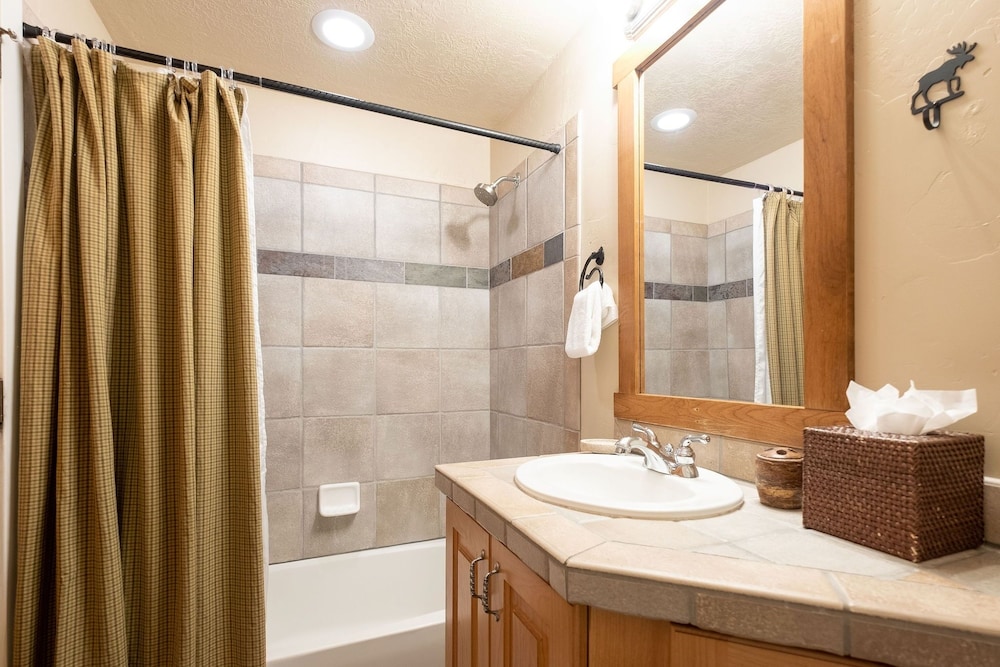 Park City Ski Resort - Town Pointe Condos