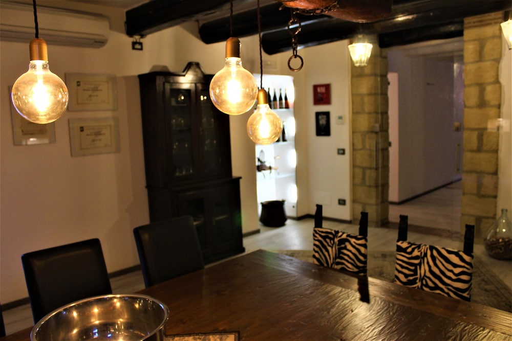 Arco di Vino - Tourist Location
