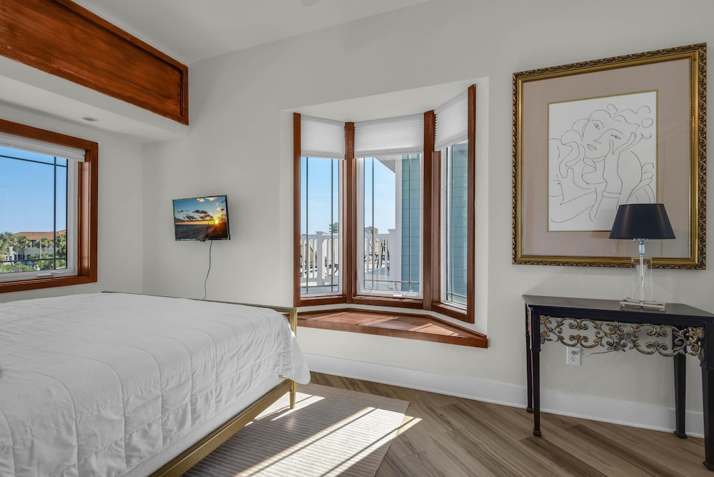 The Gulfview Grandeur