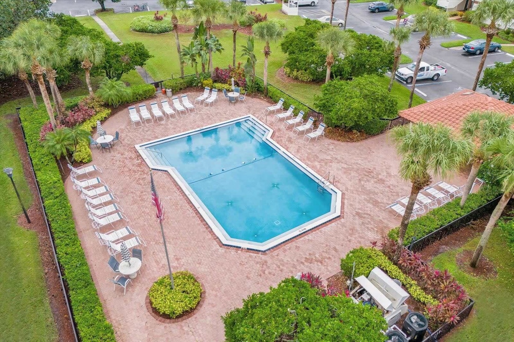 Upstay 2BR Golfer's Retreat w Patio Ventura Resort