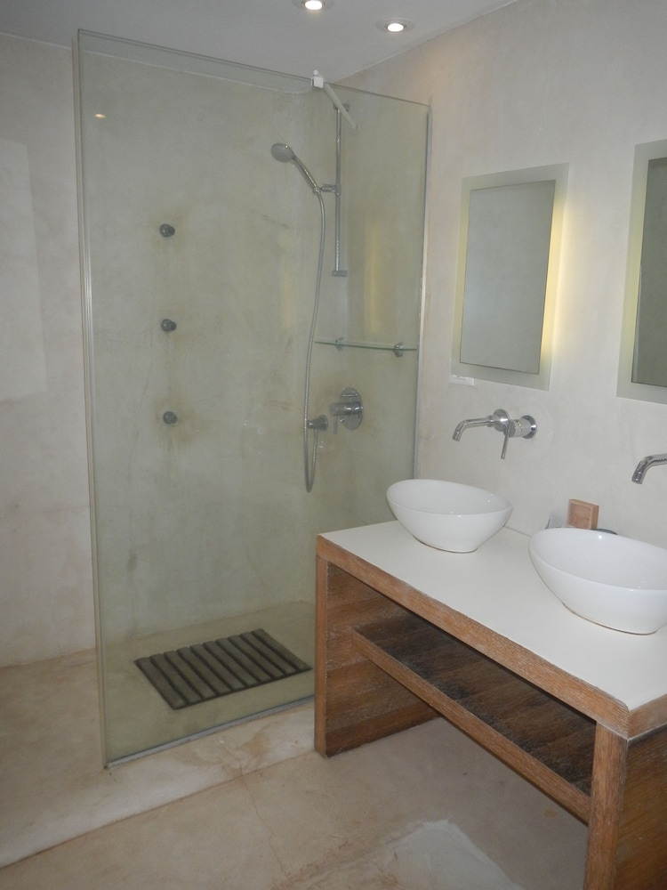 Rocabella Santorini Hotel & SPA 36