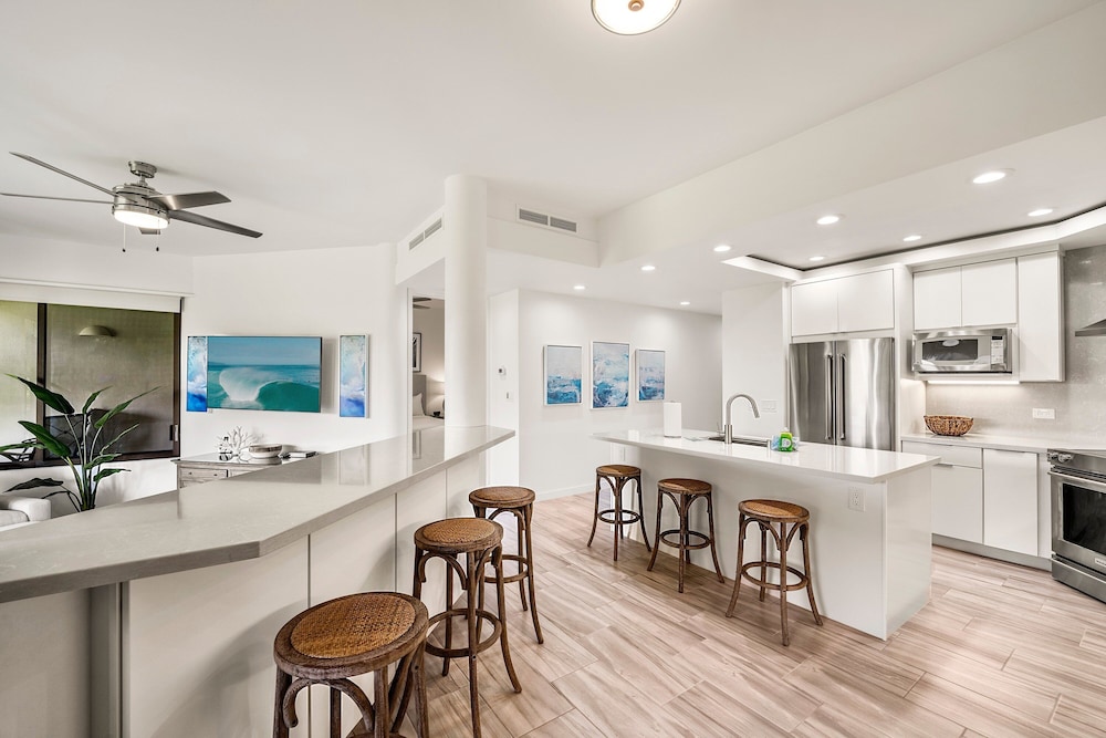 Beautifully Remodeled - Concierge Included - Spectacular View - Vrkcv
