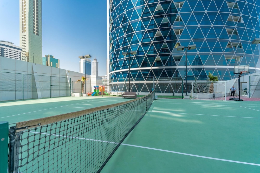 Luxe Studio Sleeps 2 Balcony Gym Tennis