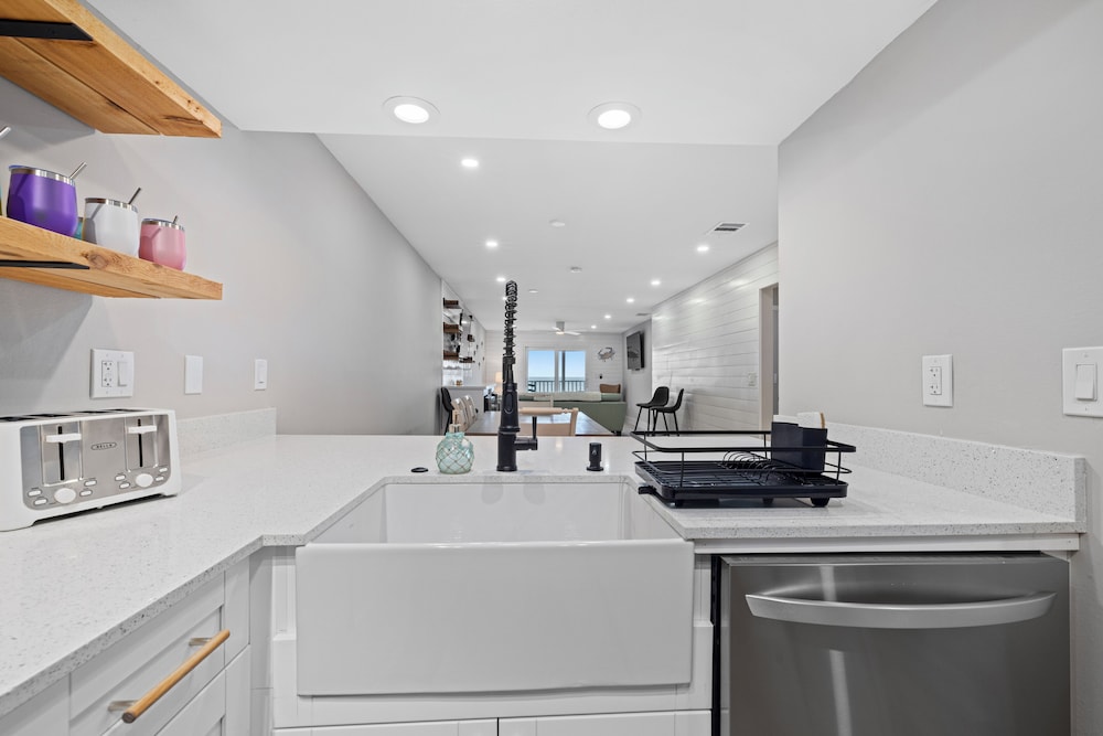 Gulf View Condominiums