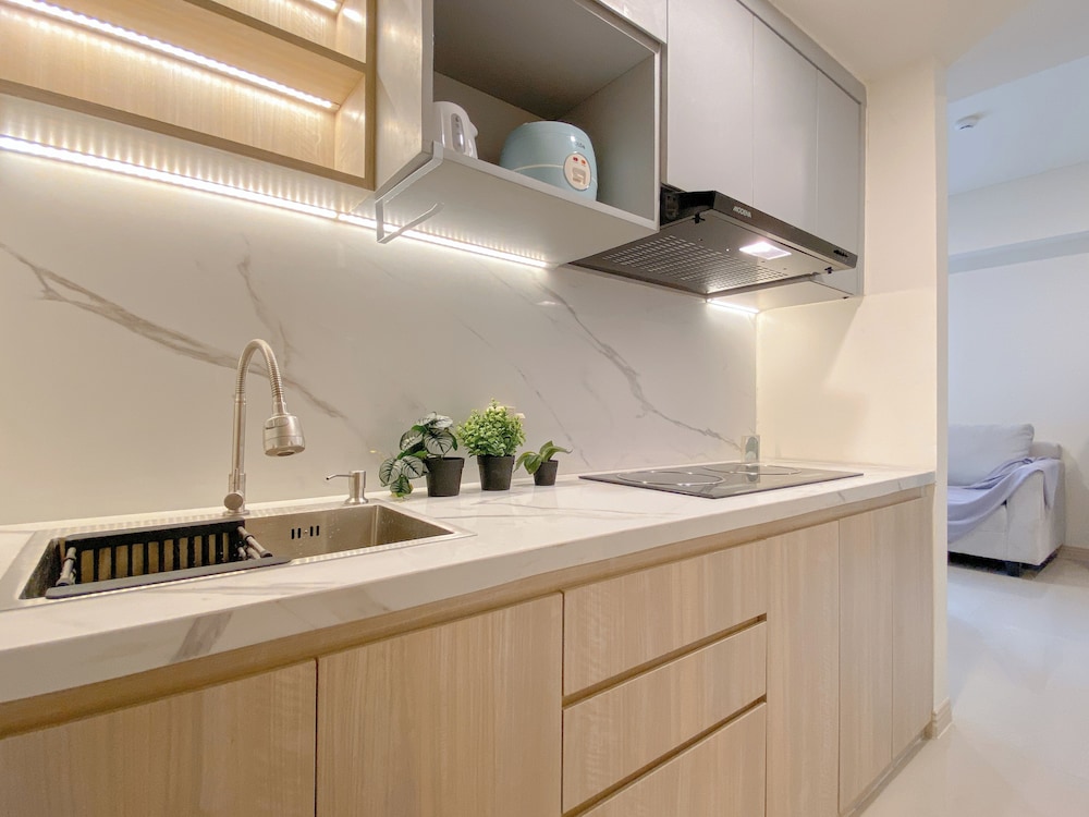 Tidy Warm Toned 2Br Apartment Meikarta