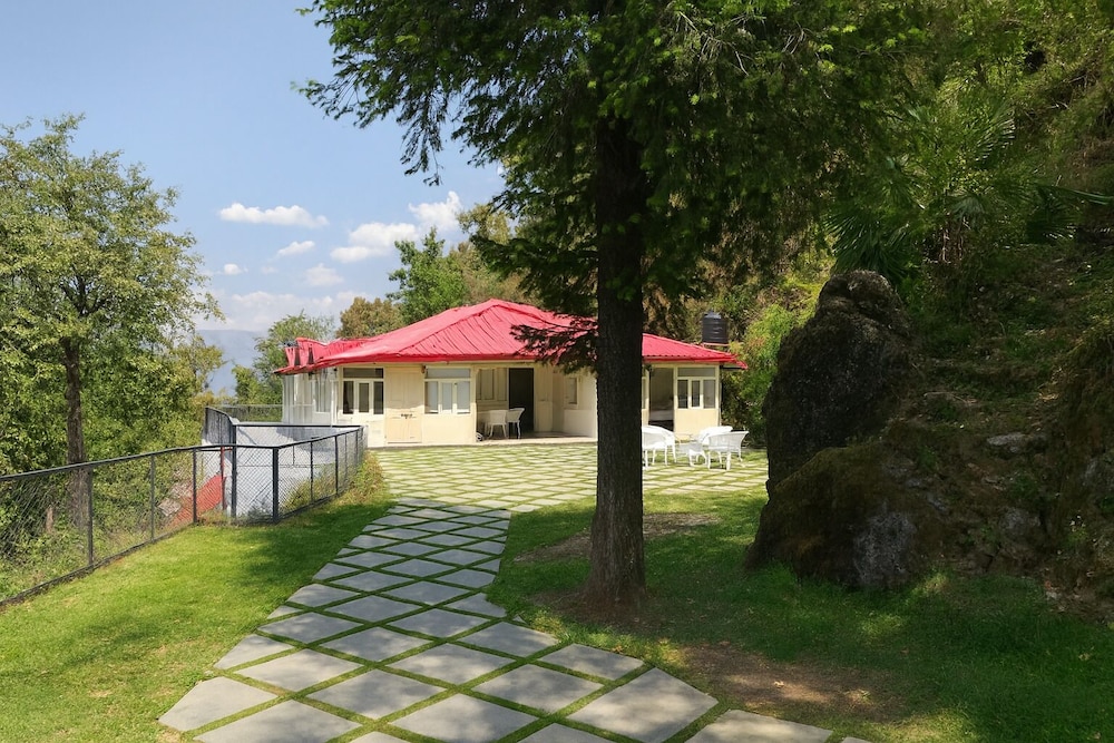 The HillCrest