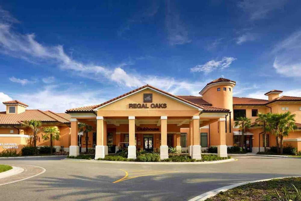 Regal Oaks 2bed Vacation Home in Kissimmee - Image 2