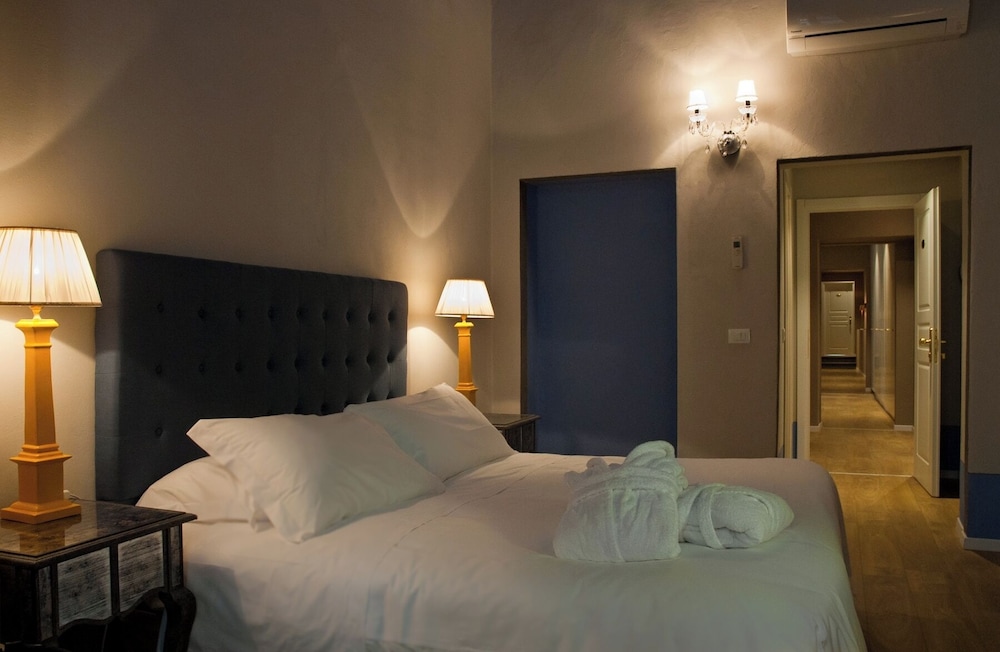 Nove Guest House
