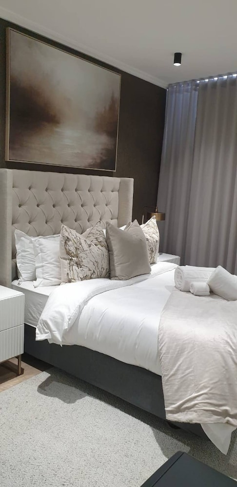 Ellipse 2 Bedroom Apartment
