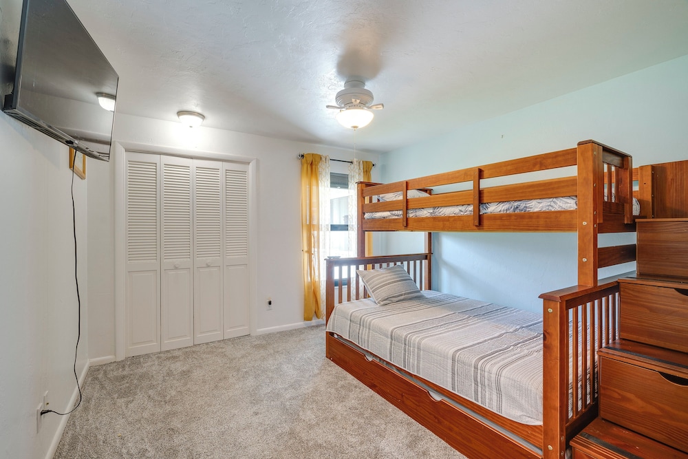 Canal-front Gem w/ Hot Tub, Foosball in Cape Coral