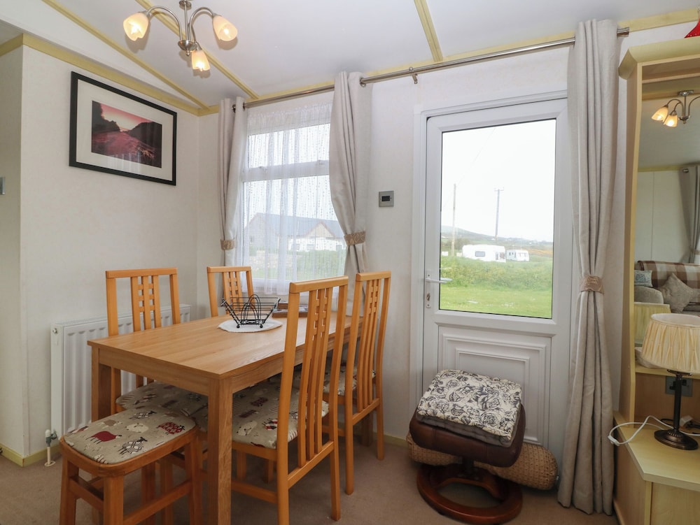 Tir Glyn Caravan