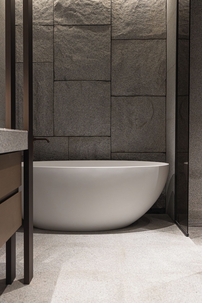 Caelum Black Gangnam Luxury Apt