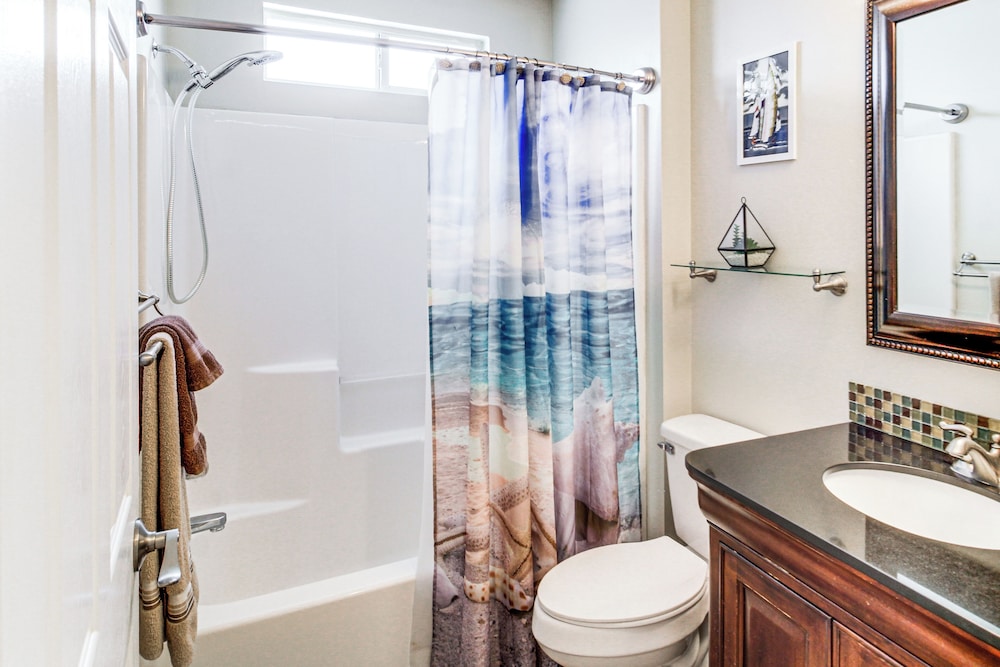 Outdoor Oasis: Group Getaway in Pensacola!