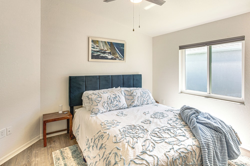 Swim, Golf & Hike: Family Home in Rotonda West!