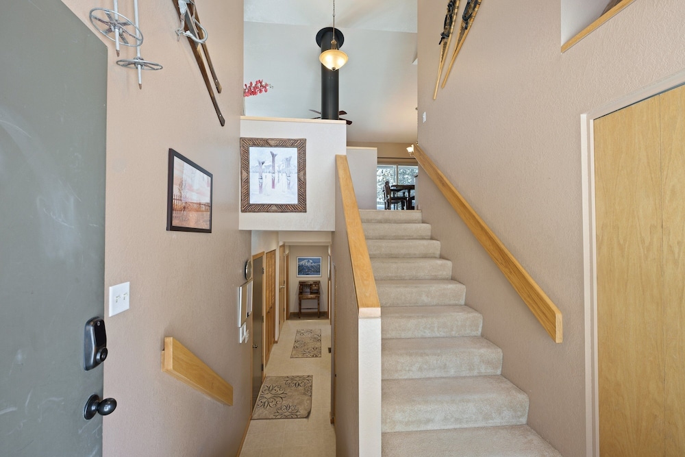 8 Umpqua Ln 4 Bedroom Home