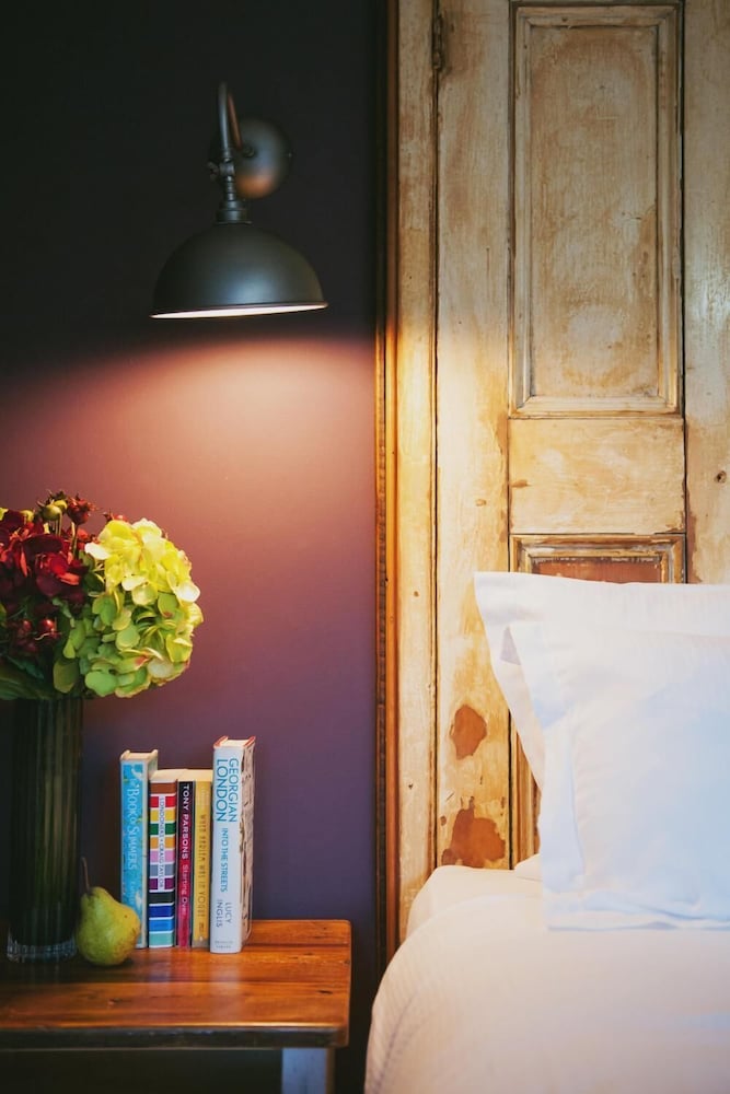 The Bunk Inn