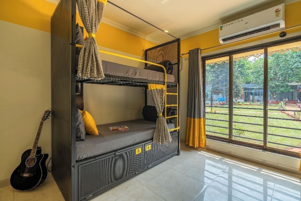 The Hosteller Lonavala City Centre