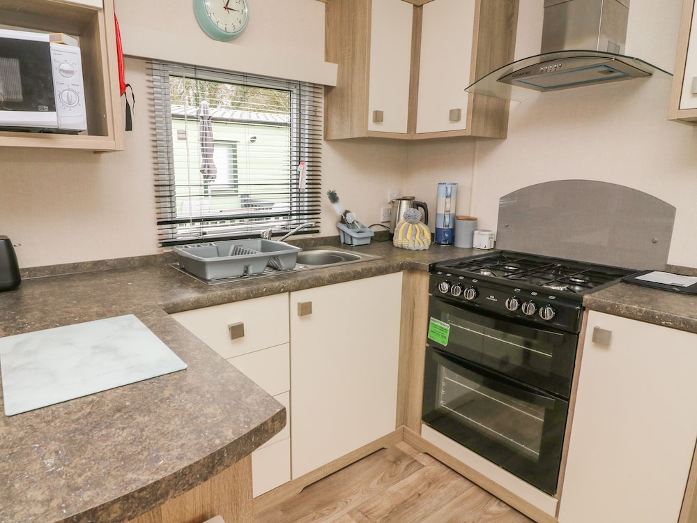 12A Borwick Lakes