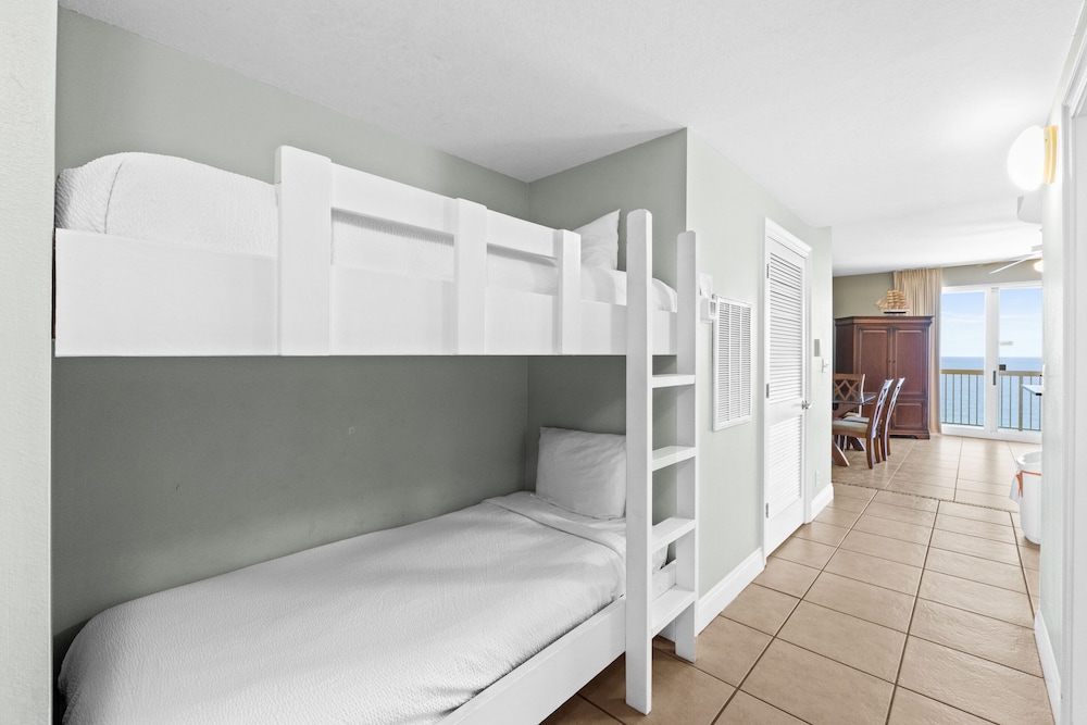 Calypso Beach Resort by Panhandle Getaways