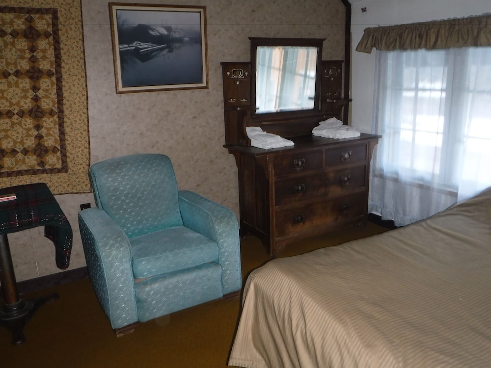 Likely Lodge