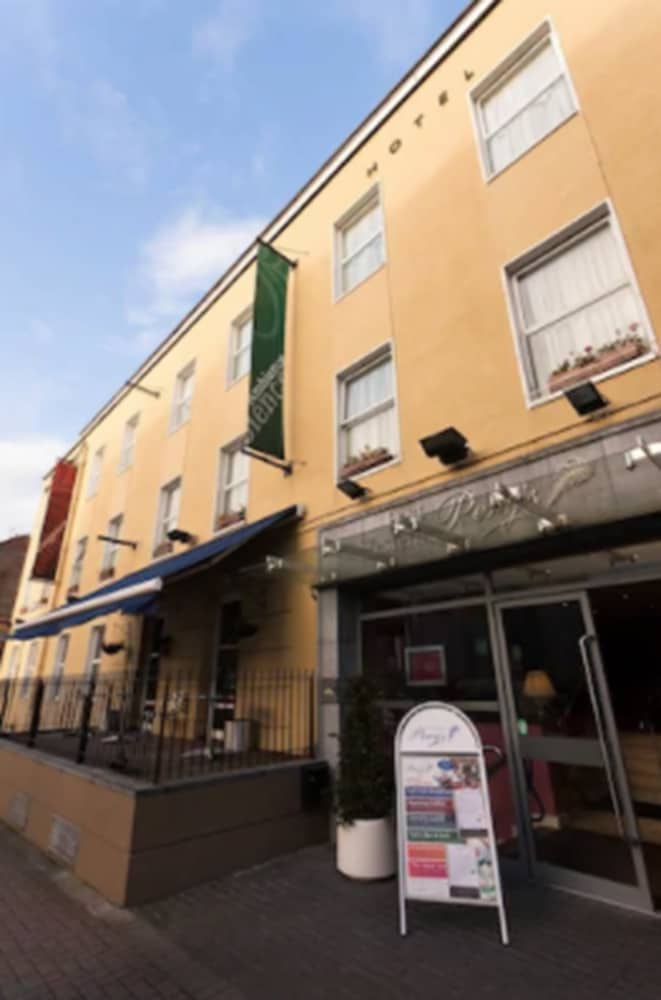 Limerick Vacations - Pery's Hotel - Property Image 2