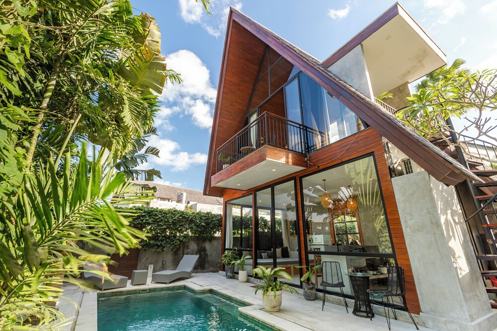 Villa Indra Pererenan by Orivista
