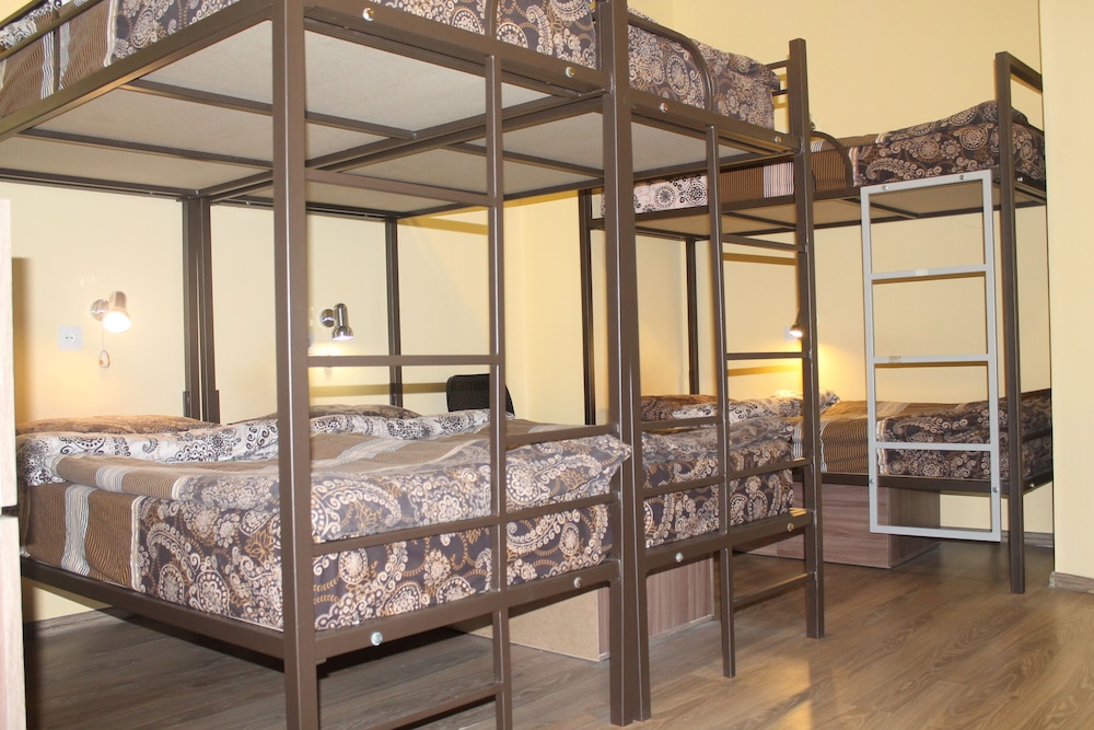 Old Yerevan Hostel & Tours