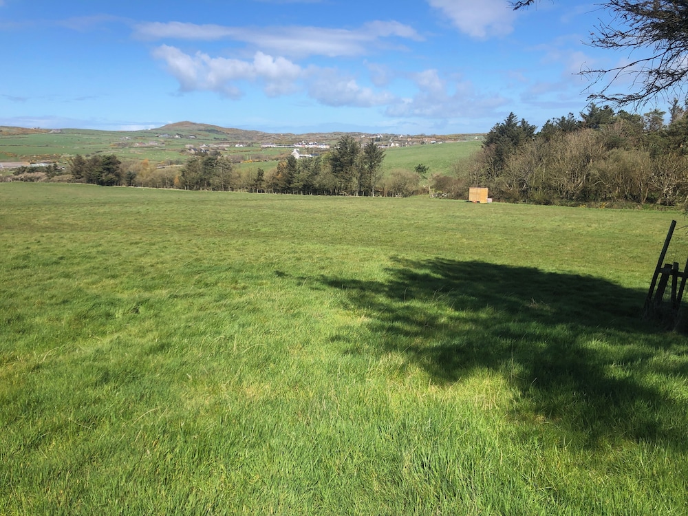 Elm - Bell Tent 2-4 Person Anglesey, North Wales view 4