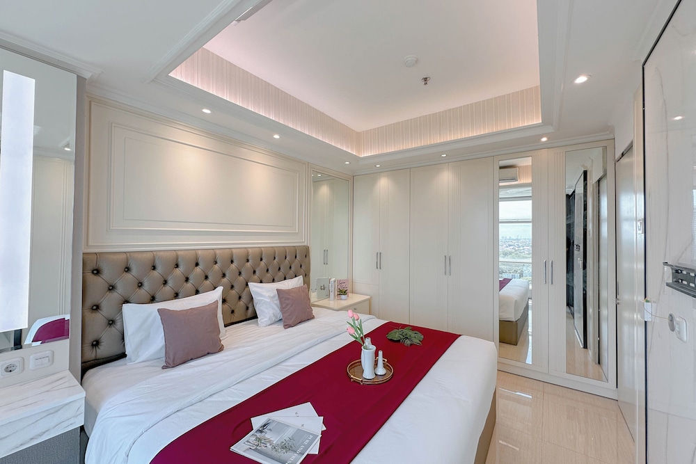Cozy And Spacious 1Br At Grand Sungkono Lagoon Apartment