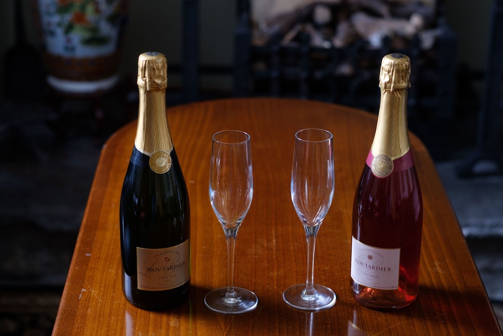 Bridgend Vacations - The Great House Hotel  Restaurant - Property Image 3
