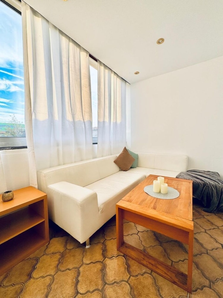 Cozy 7BR Villa Near Blumengarten